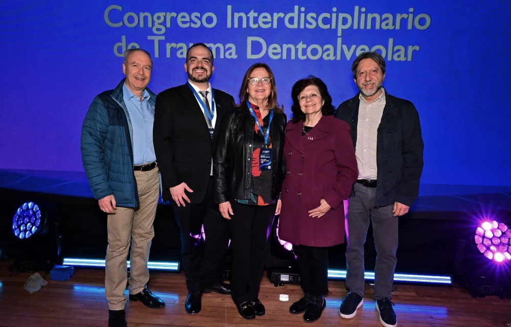Socios Honorarios y Cooperadores SECH