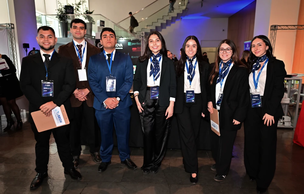 Equipo de Estudiantes que apoyó el Congreso