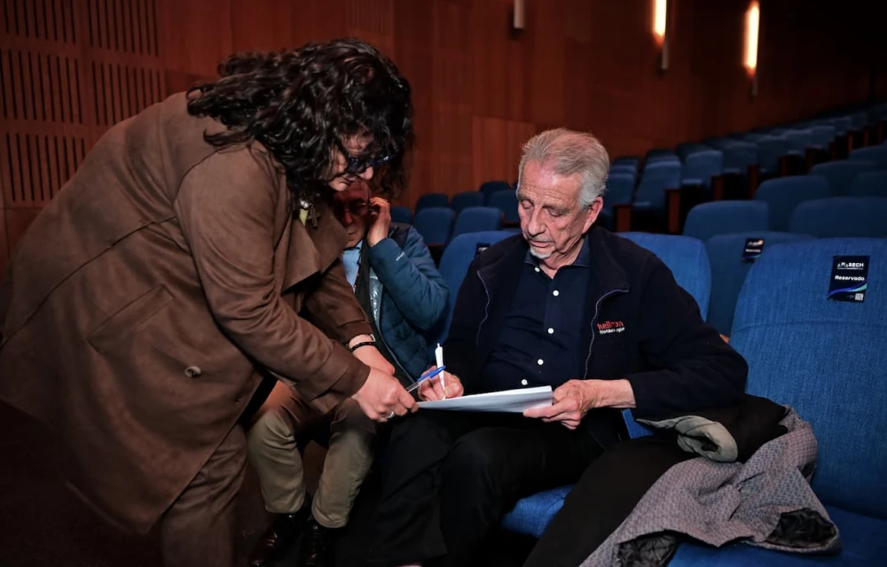 Momento de la votación para la renovación parcial del Directorio
