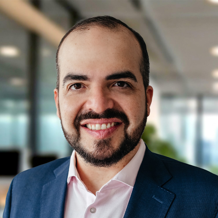 Dr. Nicolás Ferraro - Presidente